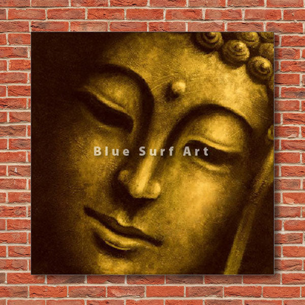 Chiangsaen Buddha - red bricks wall