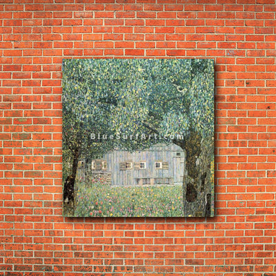 Farmhouse in Upper Austria - red bricks wall