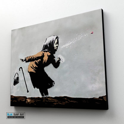 Banksy Grandma Sneeze, Bristol Street Art 2021